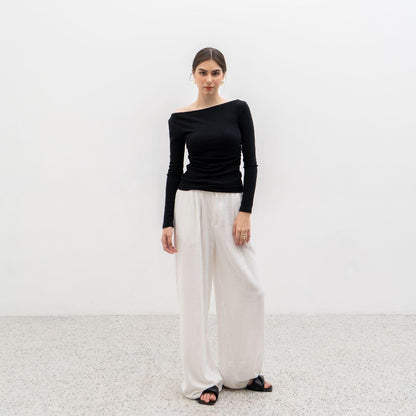 Joyce by AIJO - Leya Sabrina Longsleeve